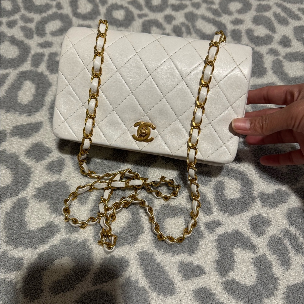 CHANEL Quilted Classic Flap Bag with Gold Chain